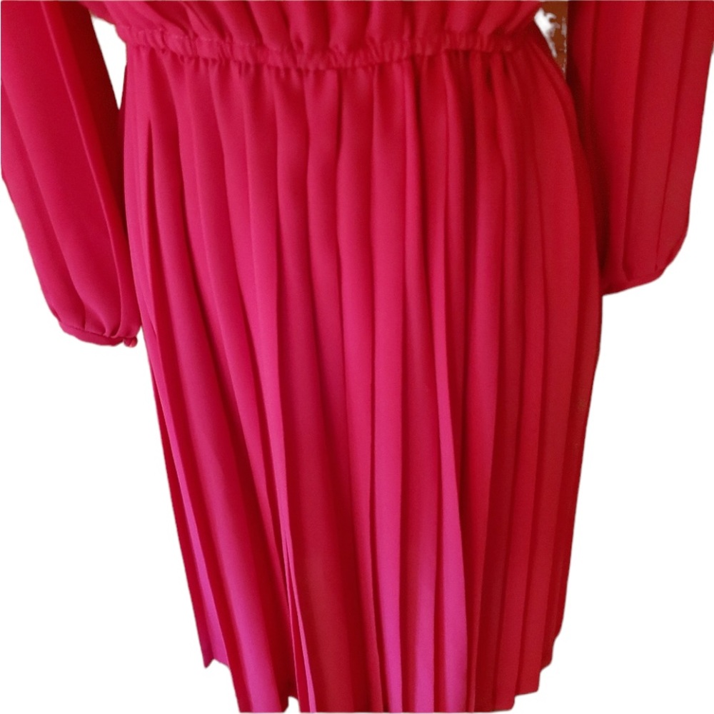 1980s Liz Petites Inc. Pleated Career Dress View 3